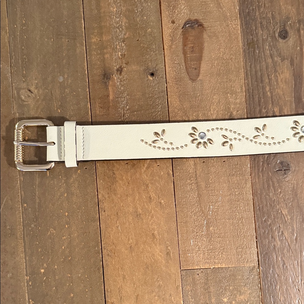 Ivory and Gold Floral Studded Belt